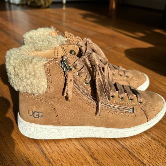 UGG High-Top Sneaker - Women’s 6.5 (US) - Picture 8 of 12